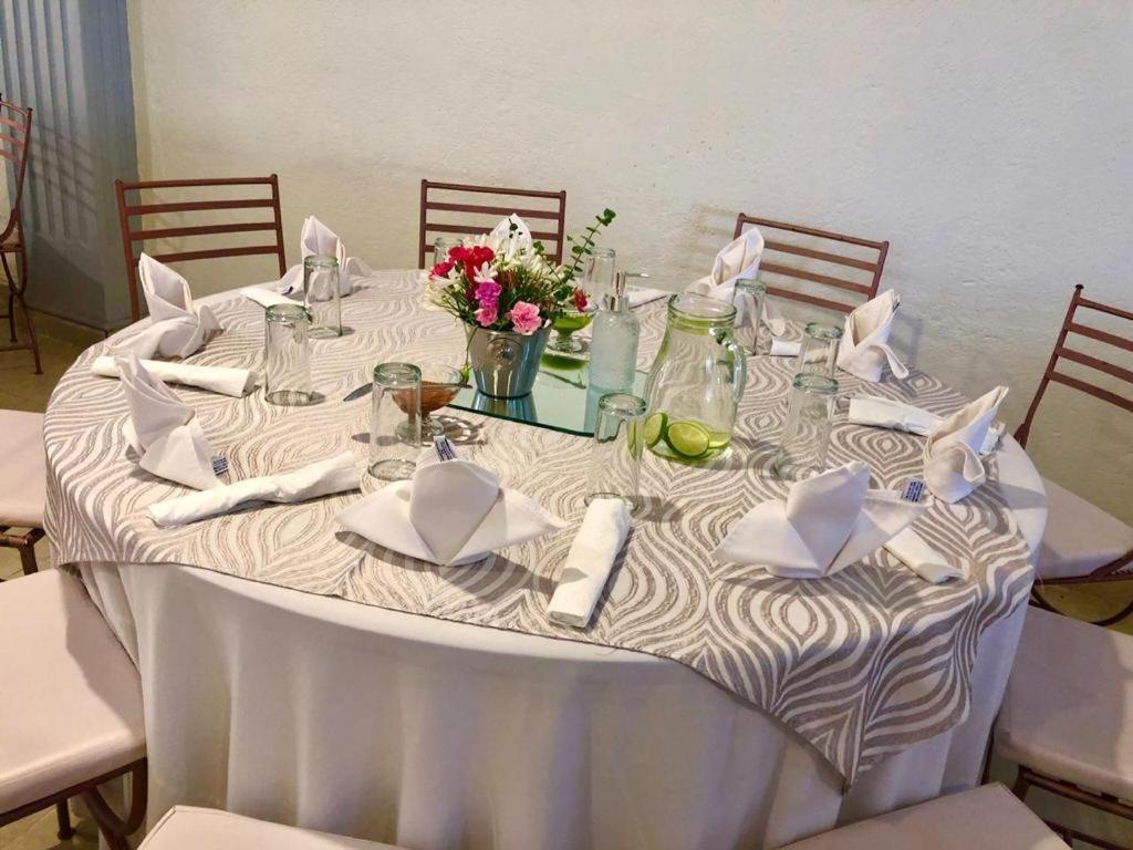 Hotel Angel Inn Oaxaca ภายนอก รูปภาพ
